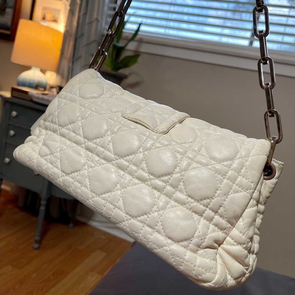 Dior Cream Leather Cannage Miss Dior New Lock Bag - Picture 4 of 16